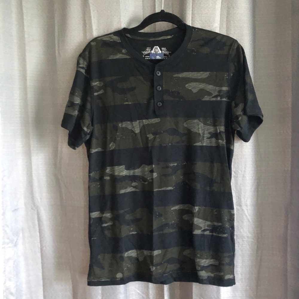 American Rags Men’s Tee
